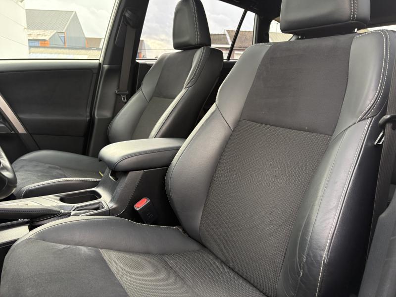 Toyota RAV-4 2.5 HYBRID BLACK EDITION - photo 14