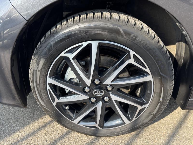 Toyota Yaris 1.5 HYBRID ICONIC - photo 21