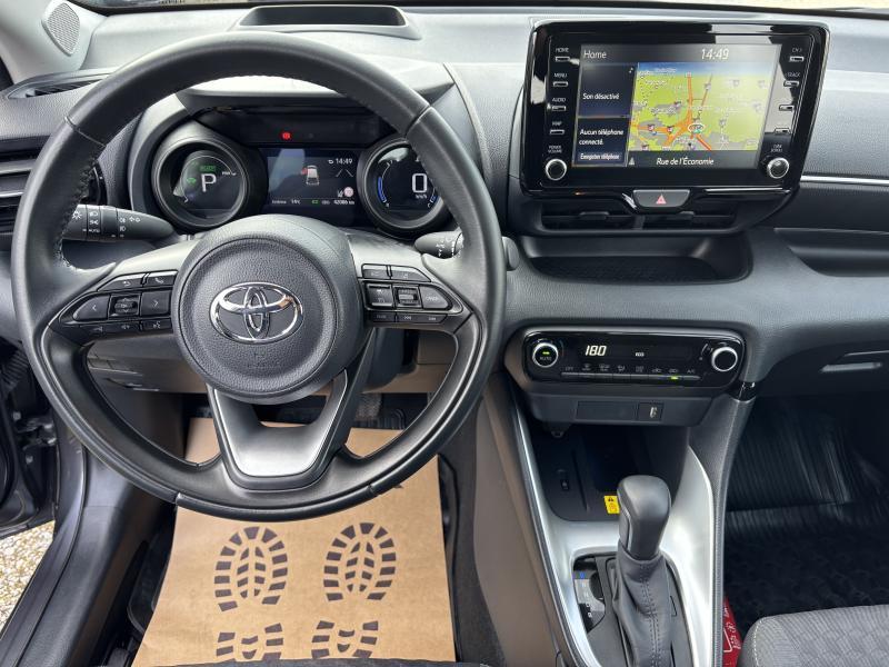 Toyota Yaris 1.5 HYBRID ICONIC - photo 6