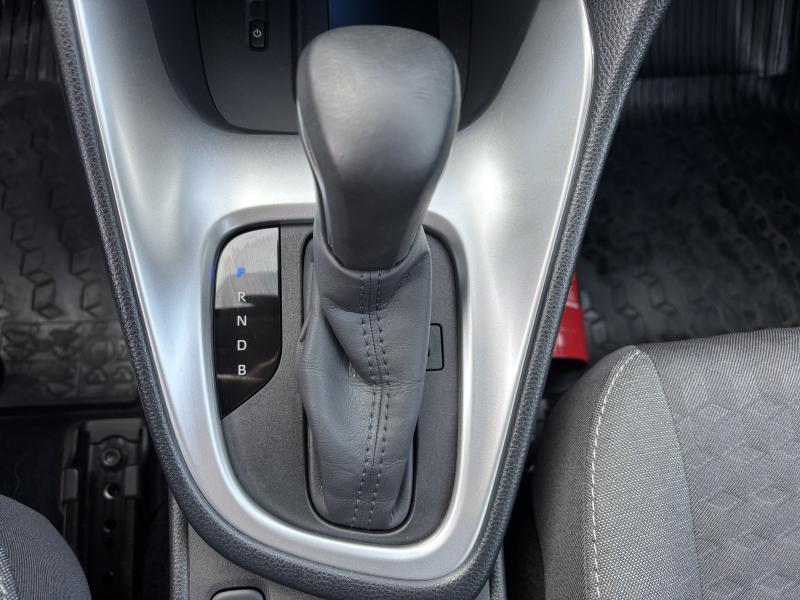 Toyota Yaris 1.5 HYBRID ICONIC - photo 8