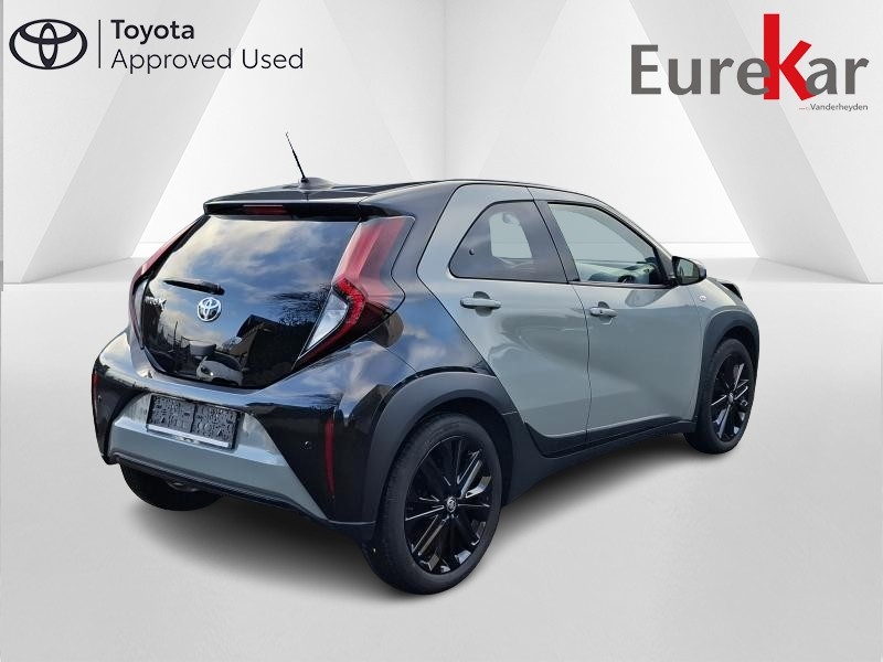 Toyota Aygo X 1.0 VVT-I BLACK EDITION CVT - photo 5