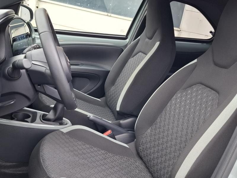 Toyota Aygo X 1.0 VVT-I PULSE - photo 10