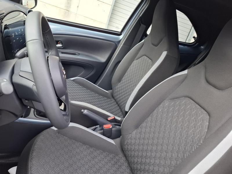 Toyota Aygo X 1.0 VVT-I PULSE - photo 12