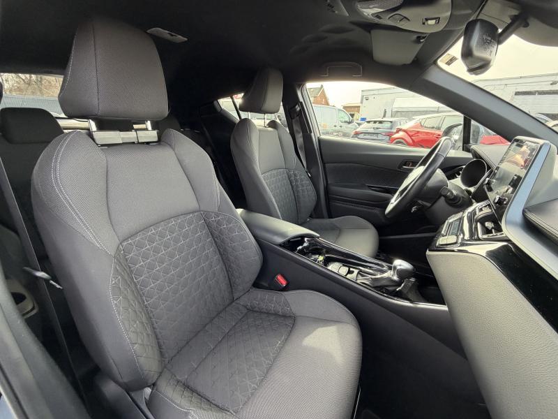 Toyota C-HR 2.0 HYBRID - photo 16
