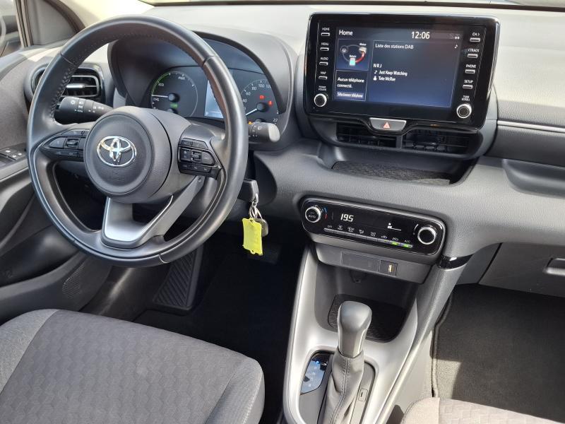Toyota Yaris 1.5 HYBRID DYNAMIC - photo 14