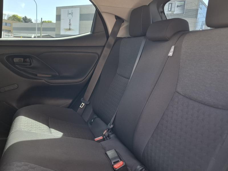 Toyota Yaris 1.5 HYBRID DYNAMIC - photo 13