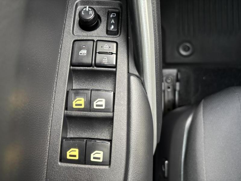 Toyota Corolla Cross 2.0 HYBRID STYLE - photo 13