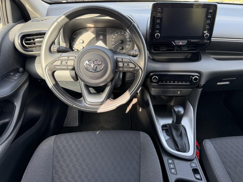 Toyota Yaris 1.5 Hybrid CVT Dynamic - photo 6