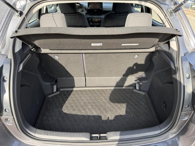 Toyota Yaris 1.5 Hybrid CVT Dynamic - photo 16