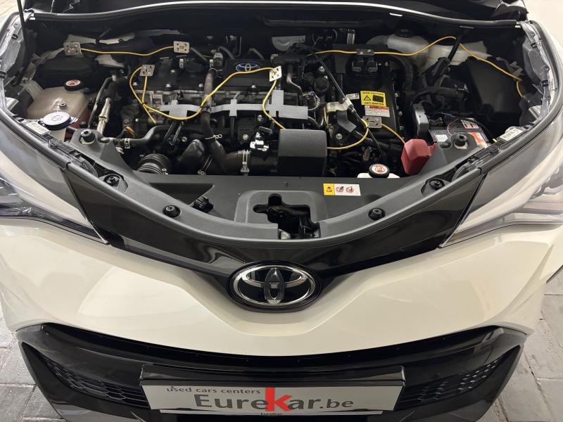 Toyota C-HR 1.8 Hybrid - photo 18