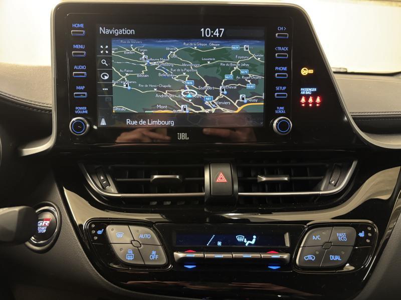 Toyota C-HR 1.8 Hybrid - photo 13