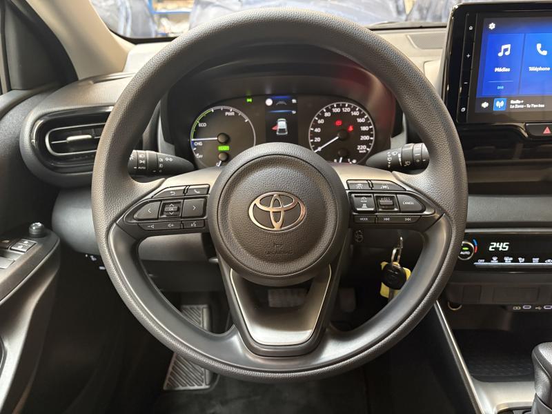 Toyota Yaris 1.5 Hybrid DYNAMIC - photo 6