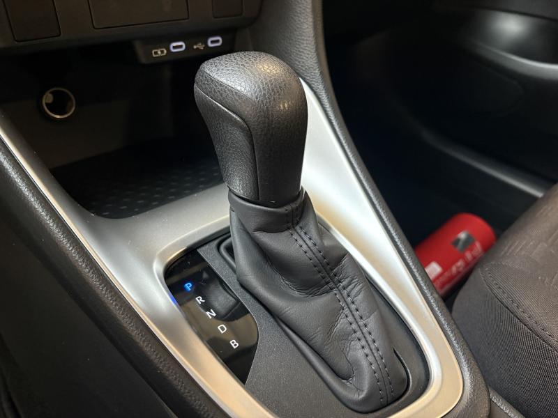 Toyota Yaris 1.5 Hybrid DYNAMIC - photo 8