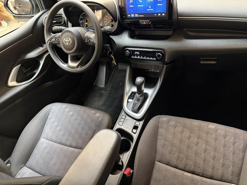 Toyota Yaris 1.5 Hybrid DYNAMIC - photo 15