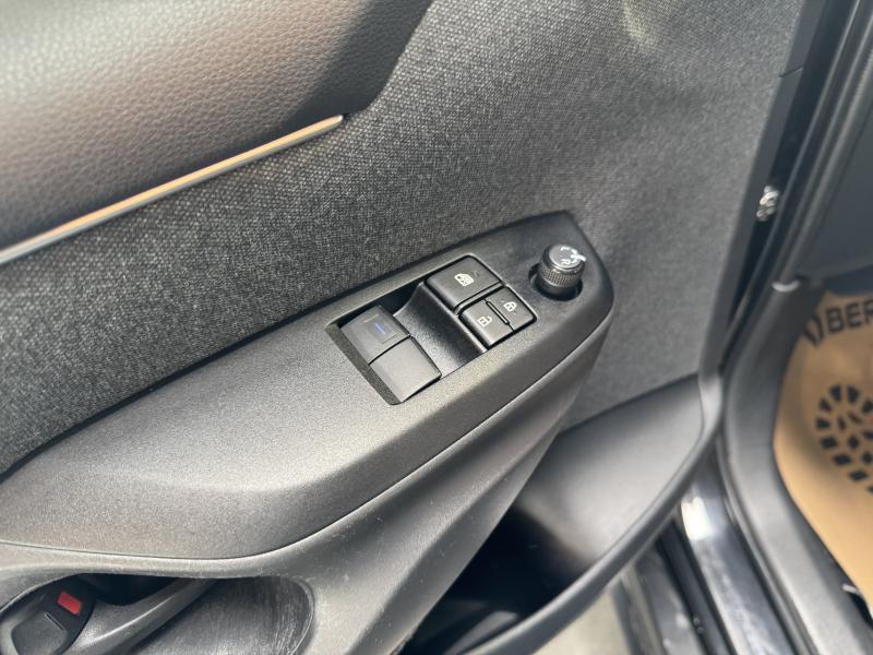 Toyota Yaris 1.5 Hybrid DYNAMIC CVT - photo 16