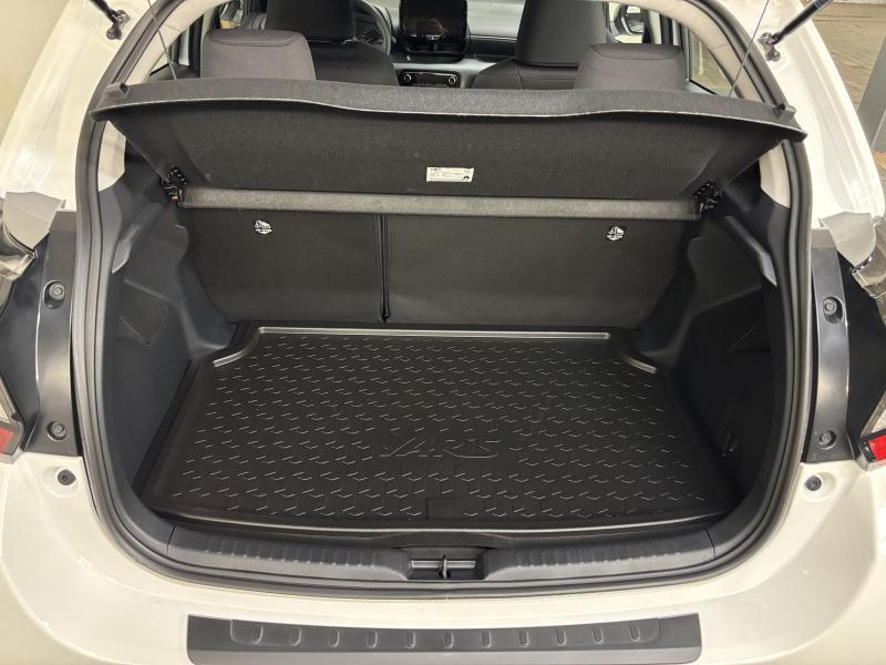 Toyota Yaris 1.5 Hybrid - photo 15