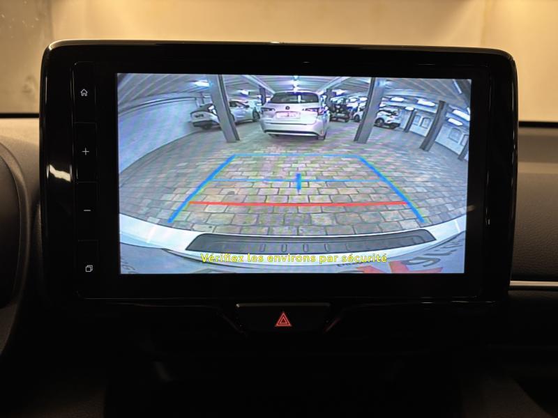 Toyota Yaris 1.5 Hybrid - photo 12