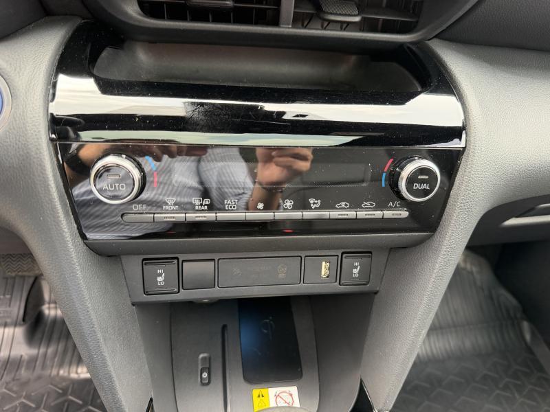 Toyota Yaris Cross 1.5 Hybrid CVT Premiere Editio - photo 11