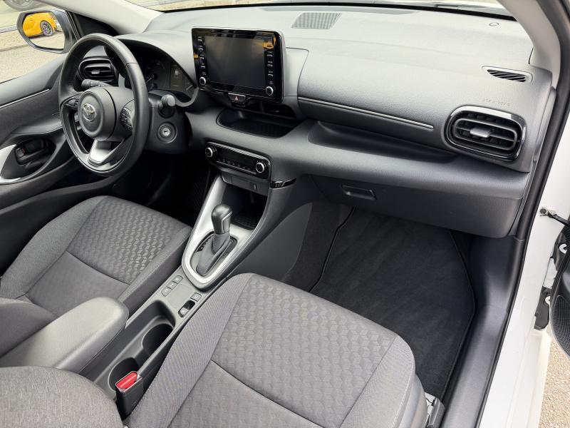 Toyota Yaris 1.5 HYBRID DYNAMIC - photo 15
