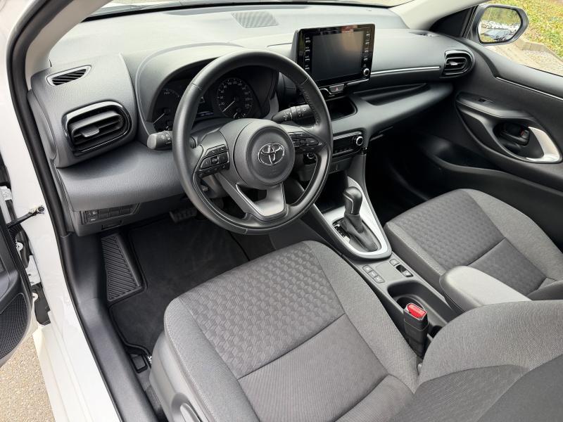 Toyota Yaris 1.5 HYBRID DYNAMIC - photo 13