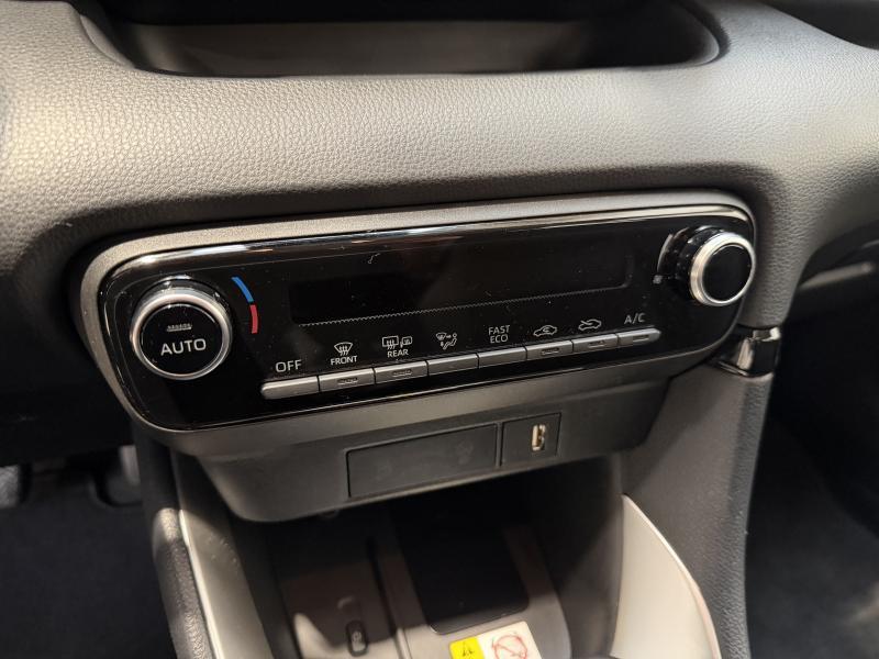 Toyota Yaris 1.5 Hybrid CVT ICONIC - photo 10