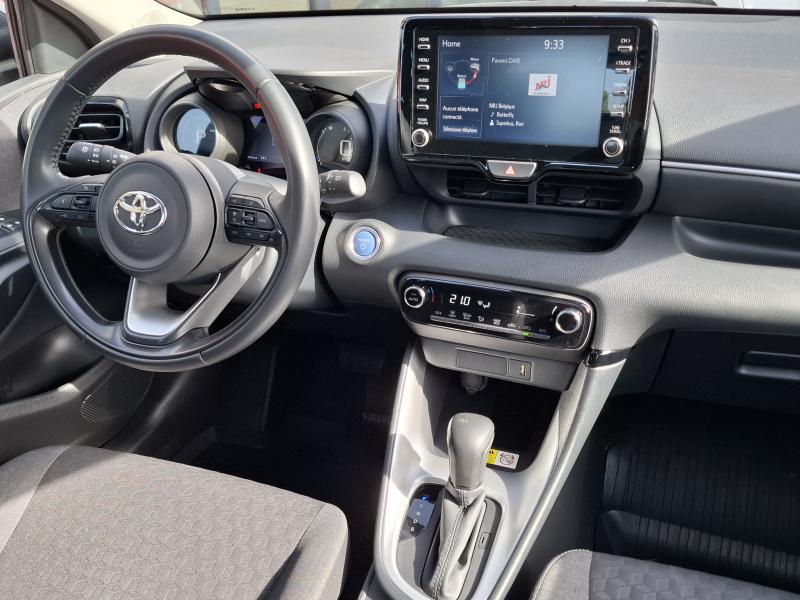 Toyota Yaris 1.5 HYBRID ICONIC - photo 15