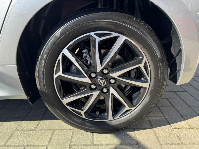 Toyota Yaris 1.5 HYBRID ICONIC - photo 19