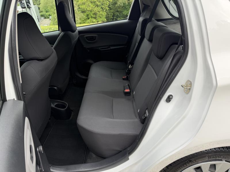 Toyota Yaris 1.0 VVT-i Young - photo 13