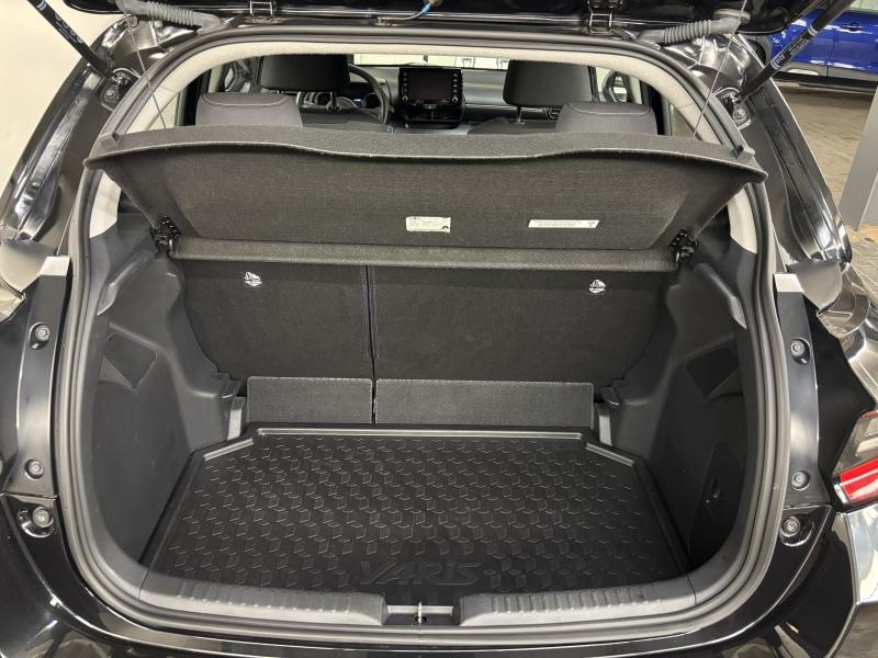 Toyota Yaris 1.5 HYBRID Iconic - photo 16