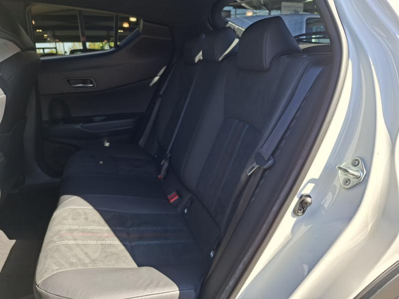 Toyota C-HR 2.0 HYBRID - photo 13