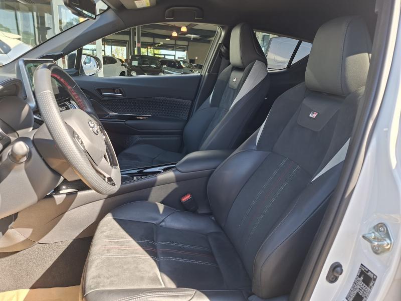 Toyota C-HR 2.0 HYBRID - photo 11