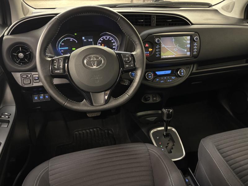 Toyota Yaris 1.5 Hybrid - photo 9
