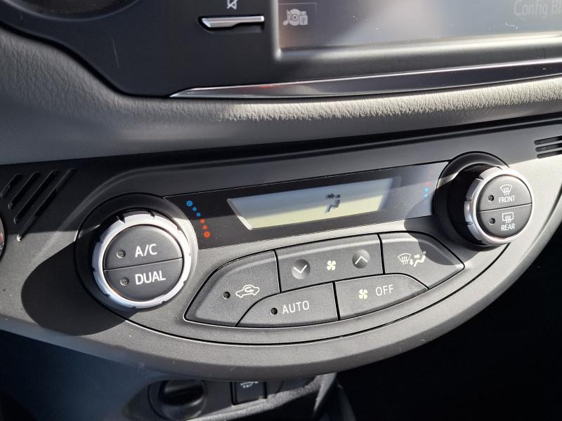 Toyota Yaris 1.5 HYBRID E-CVT COMFORT - photo 8