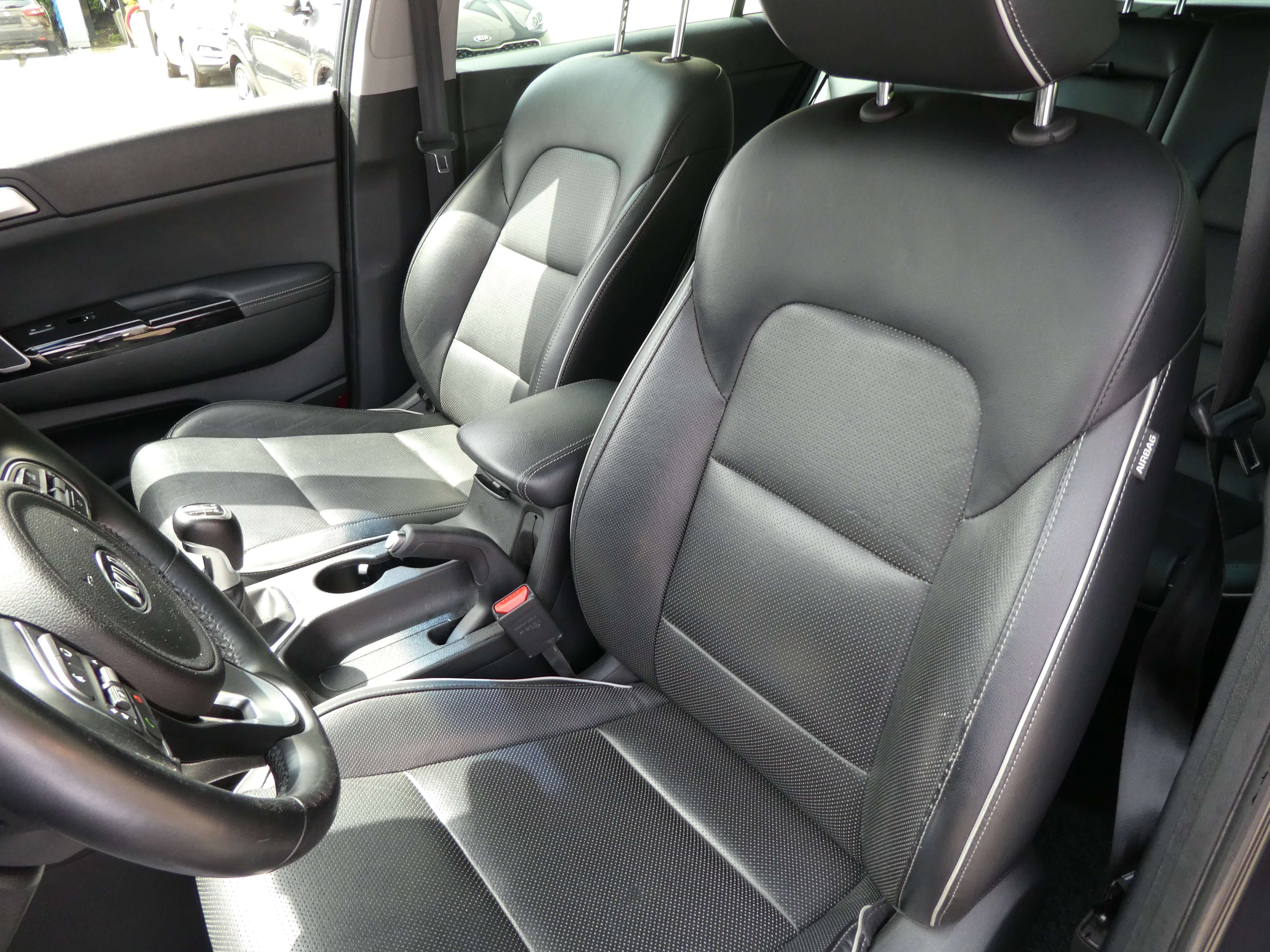 Kia Sportage 1.6i - Eurekar - photo 12