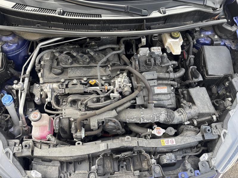 Toyota Yaris 1.5 HYBRID ICONIC - photo 22