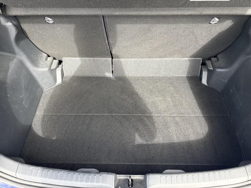 Toyota Yaris 1.5 HYBRID ICONIC - photo 20