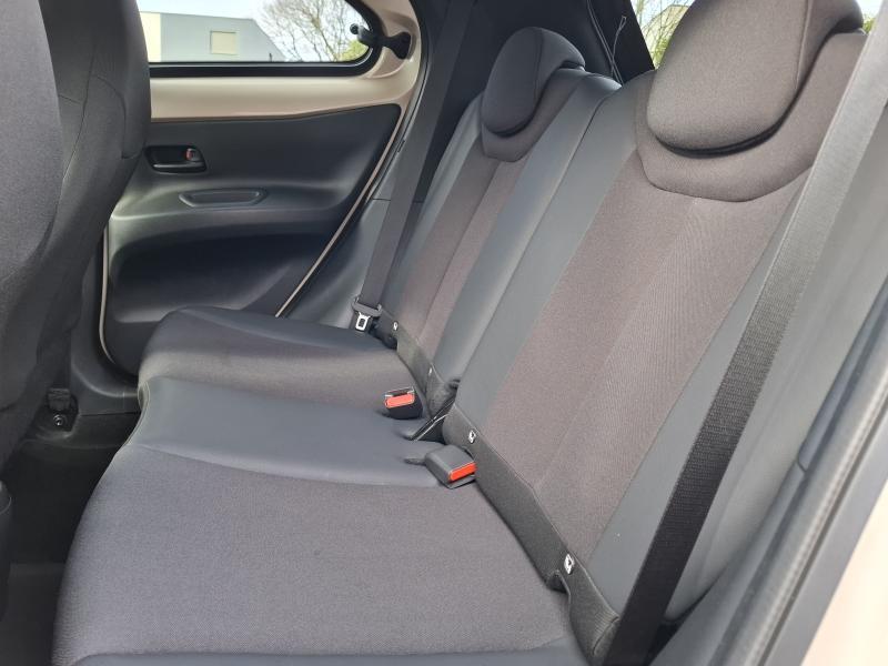 Toyota Aygo X 1.0 VVT-I ENVY CVT - photo 13