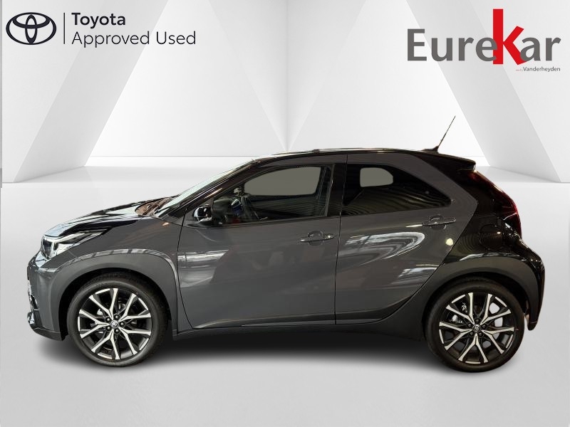 Toyota Aygo X 1.5 HYBRID GR SPORT - photo 4