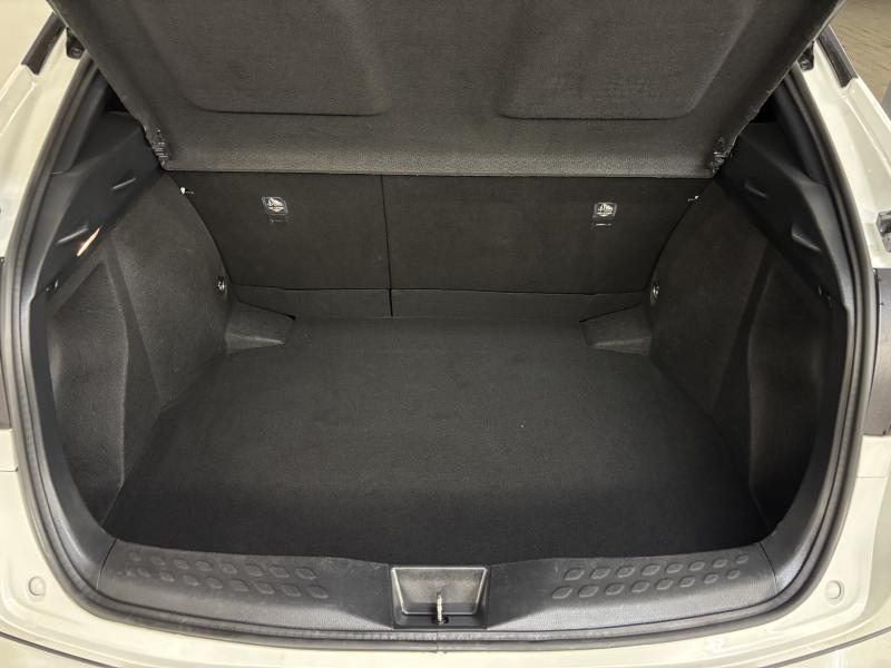 Toyota C-HR 1.8 Hybrid - photo 16