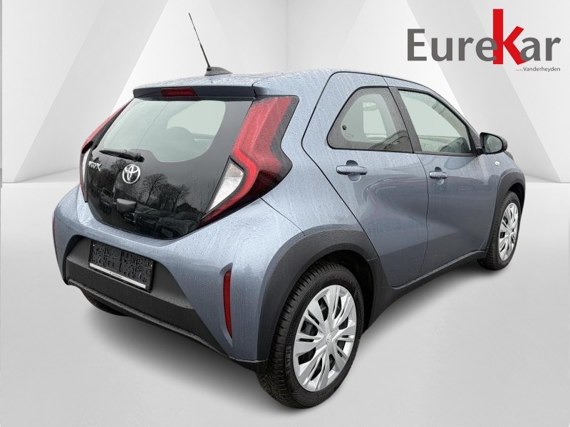 Toyota Aygo X 1.0 VVT-i Play - photo 5