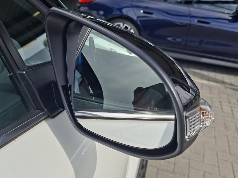Toyota C-HR 1.8 HYBRID C-ULT - photo 15
