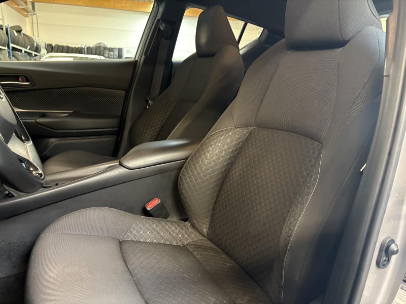 Toyota C-HR 1.8 Hybrid C-enter - photo 16