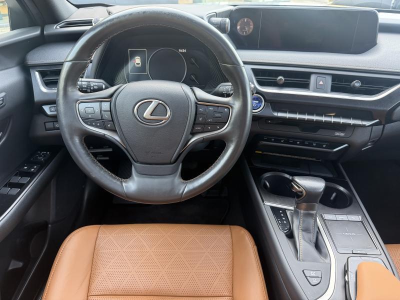 Lexus UX 250h 2.0L Hybrid CVT Privilege line - photo 6
