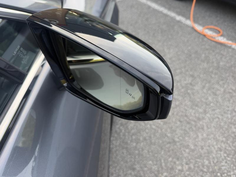 Lexus UX 250h 2.0L Hybrid CVT Privilege line - photo 21