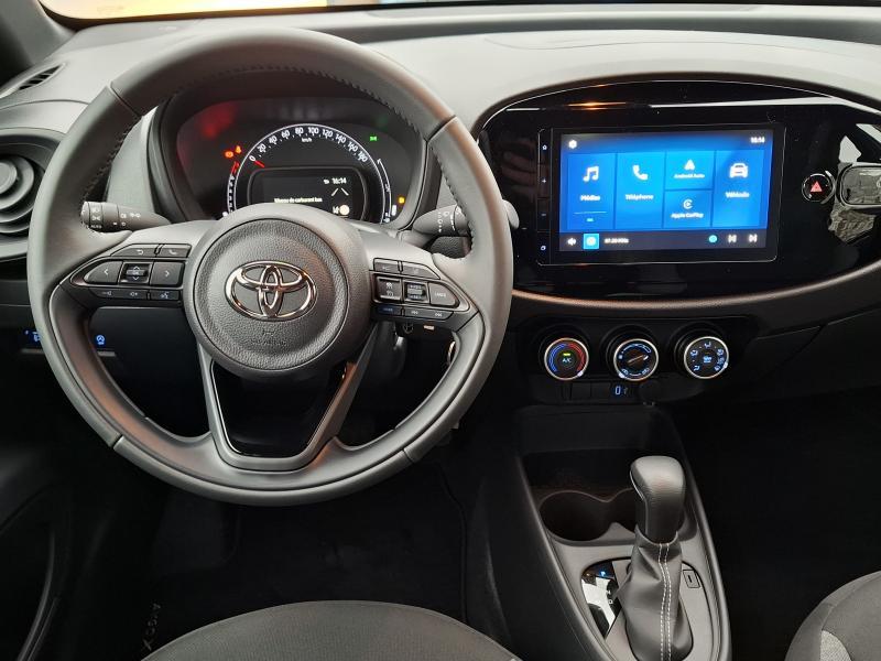 Toyota Aygo X 1.0 VVT-I X-PLAY - photo 12