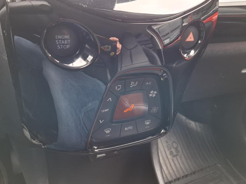Toyota Aygo 1.0 VVT-i X-clusiv - photo 8