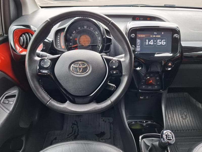 Toyota Aygo 1.0 VVT-i X-clusiv - photo 12