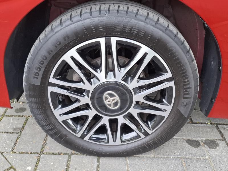 Toyota Aygo 1.0 VVT-i X-clusiv - photo 18