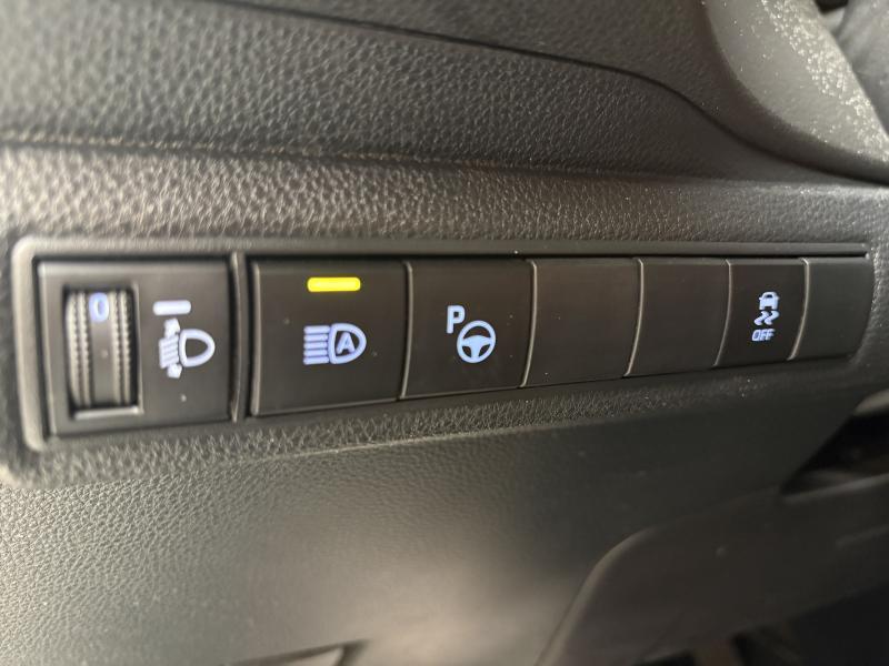 Toyota Corolla TS 1.8 Hybrid GR SPORT - photo 19