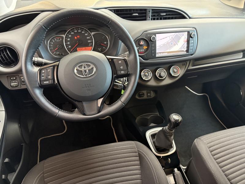 Toyota Yaris 1.3 essence - photo 14